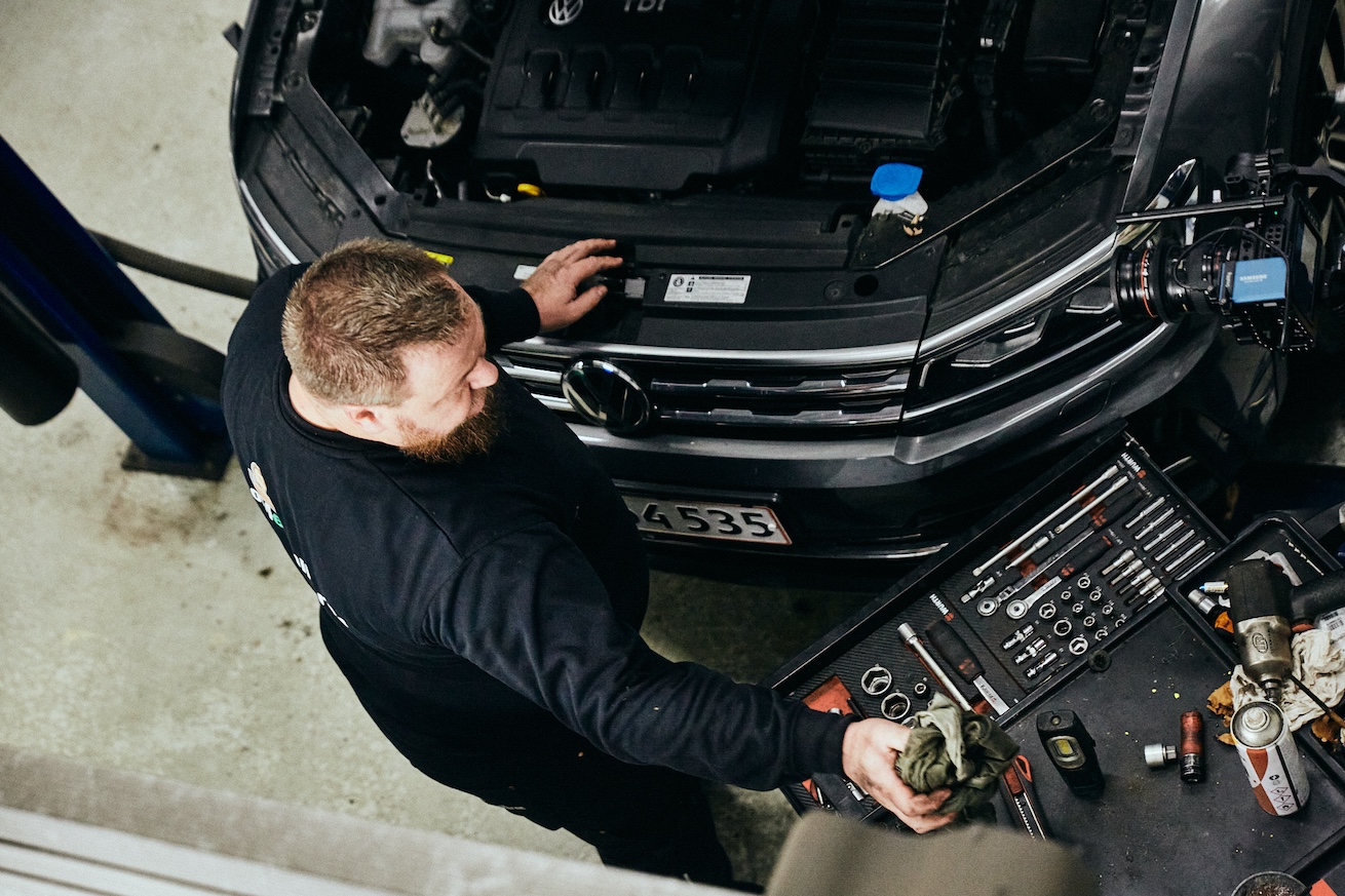 Automekaniker Lystrup - Bilmekaniker i Risskov