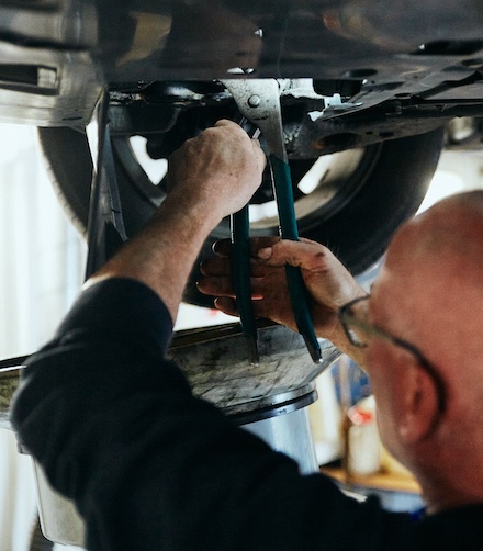 Reparation af støddæmper