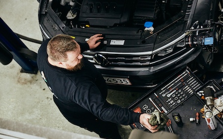 Reparation af bilmotor